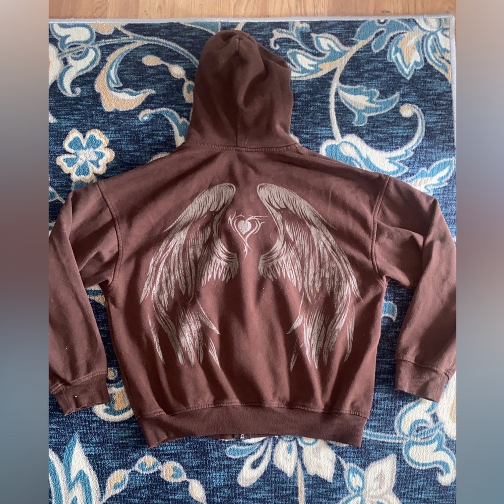 Angle Wing Zip Up